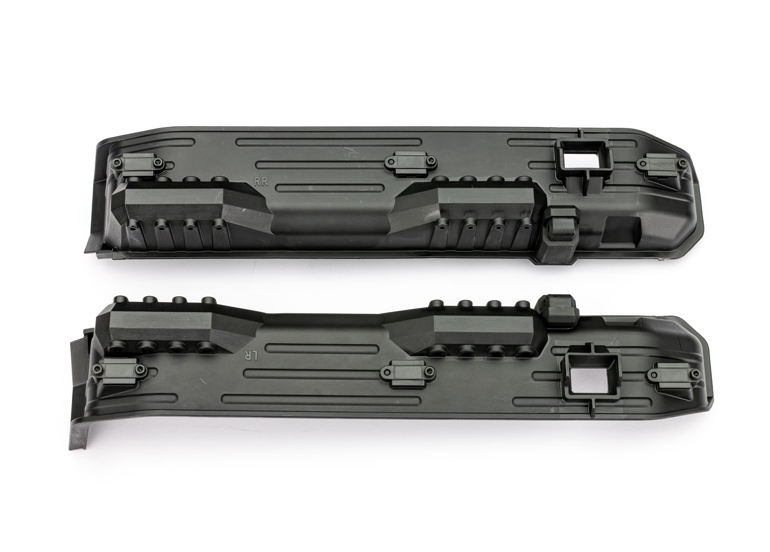 TRX-4 Mercedes-Benz G 63 AMG 6x6 Narrow Fenders (2)