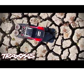 Dry Lake Bed Adventure | Traxxas Unlimited Desert Racer