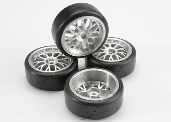 Multi-Spoke Chrome Wheels & Pro-Trax Tires (4)