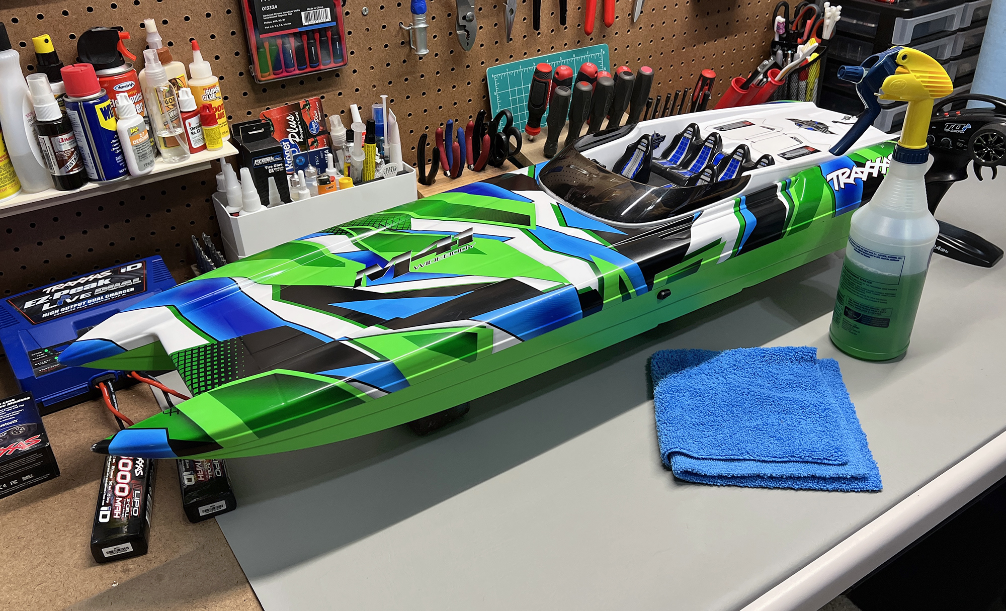 Boat maintenance 