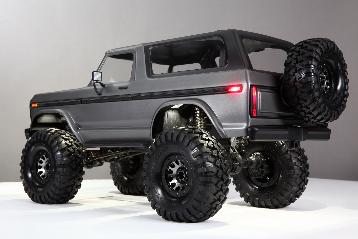 Blackout Bronco rear