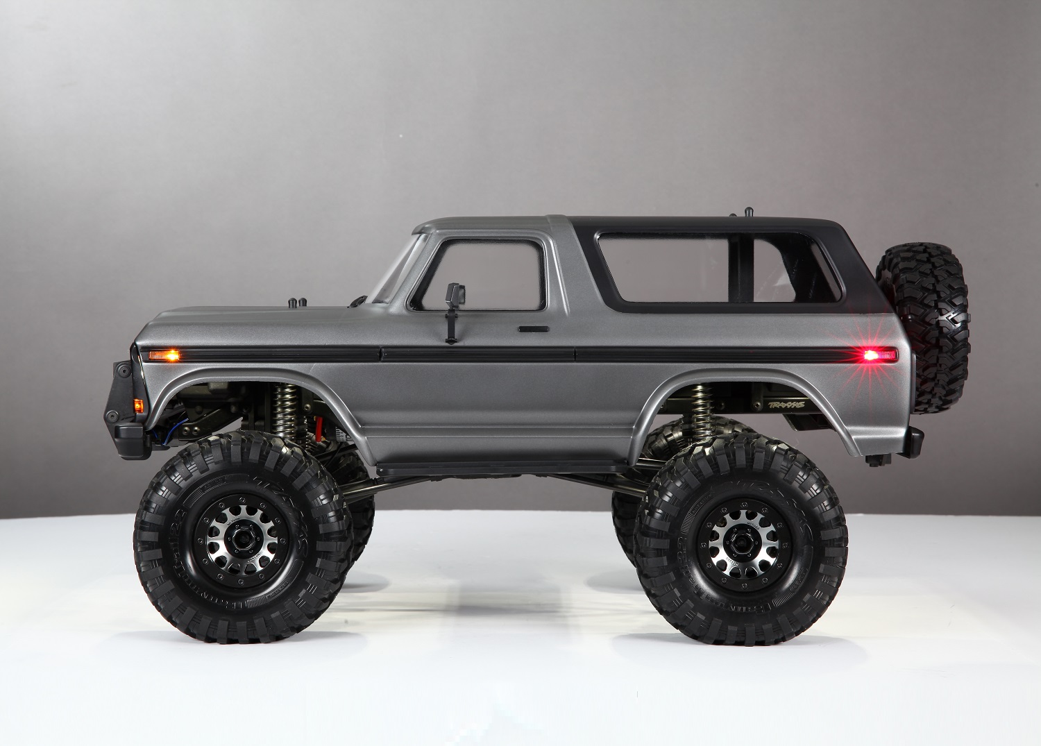Blackout Bronco wheels