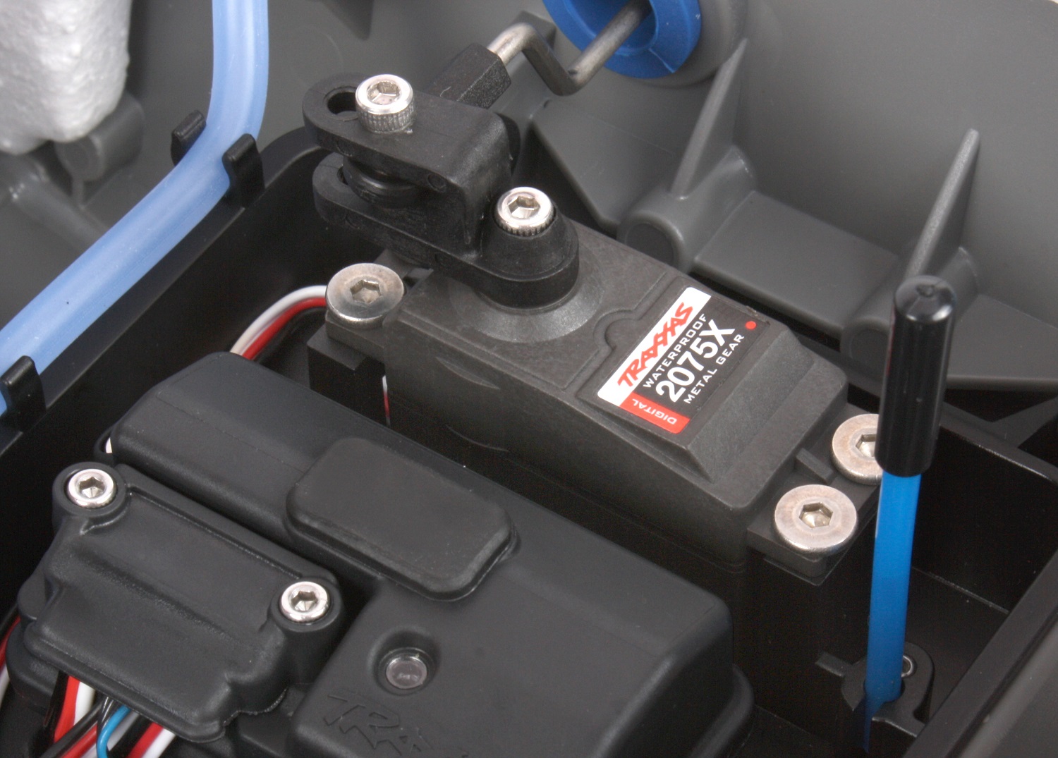 The 2075X provides a 56% boost in torque