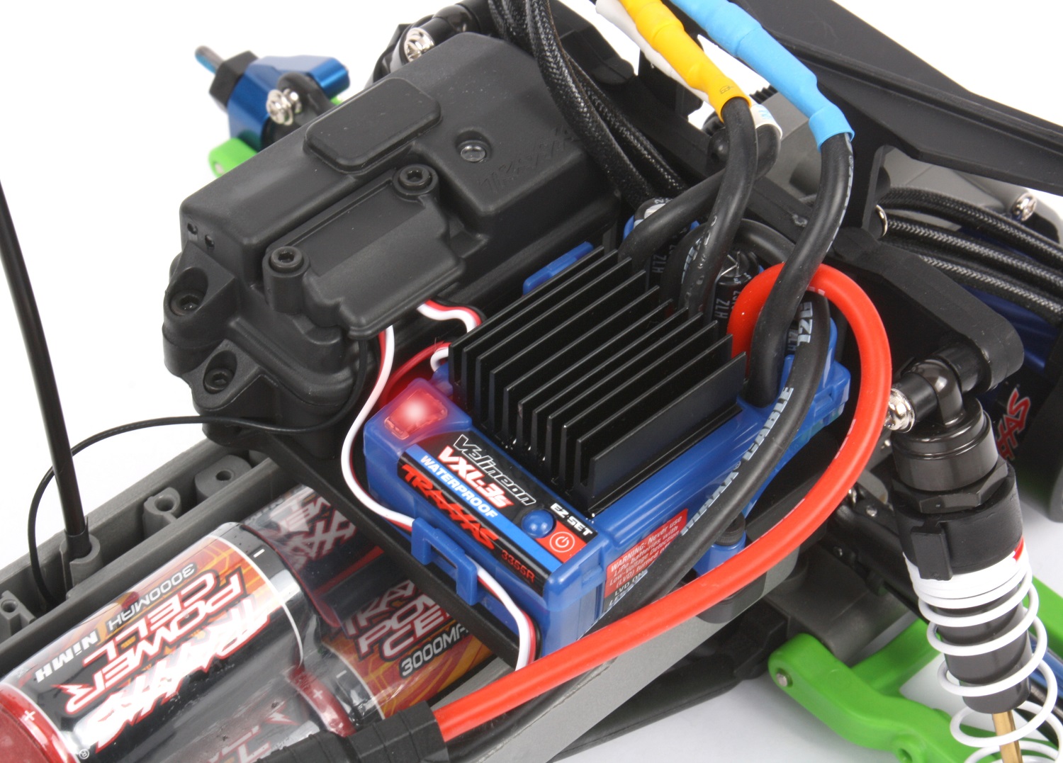 Red light = Low Voltage Detection OFF, for NiMH batteries