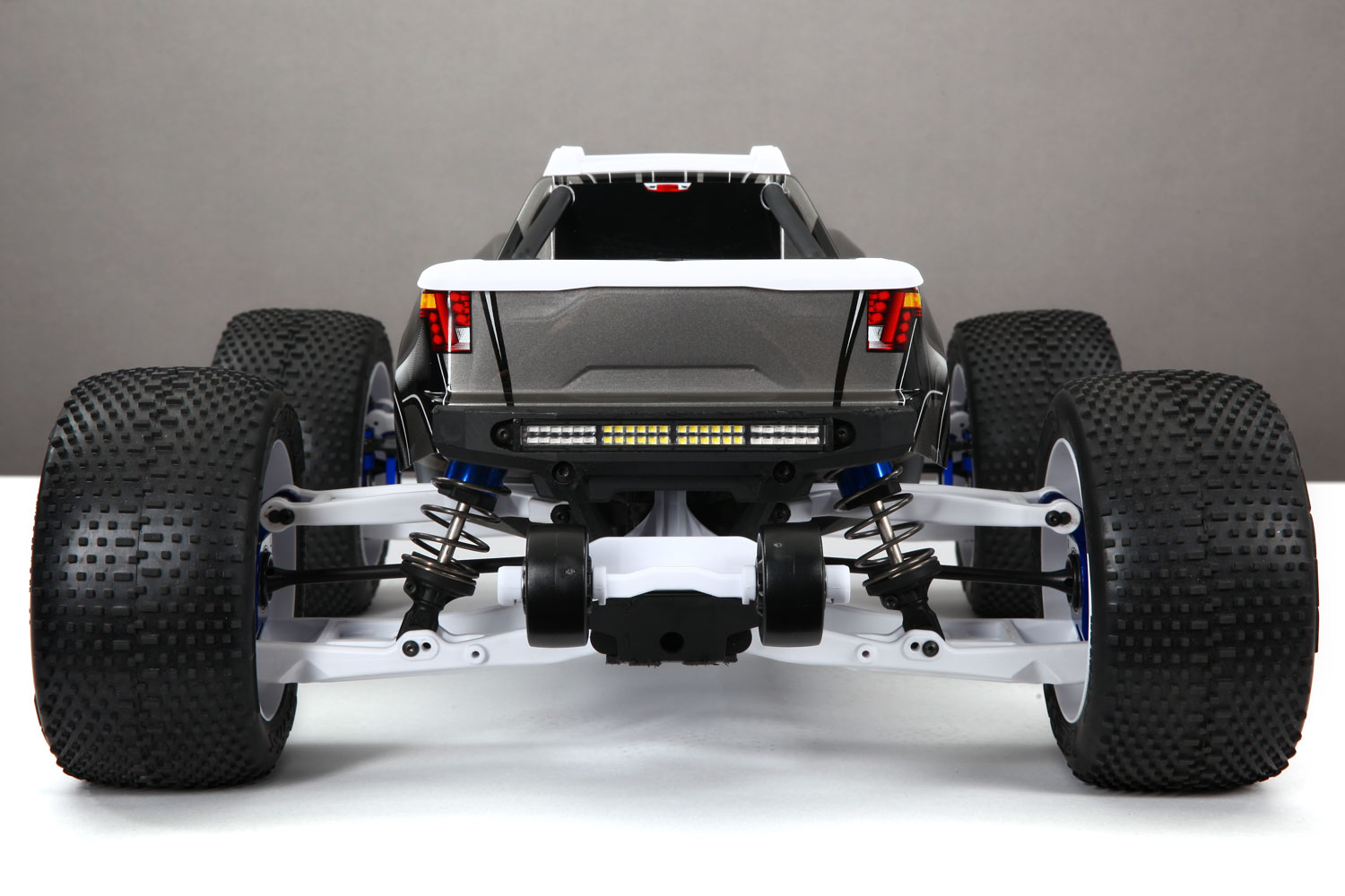 Maxx rear view