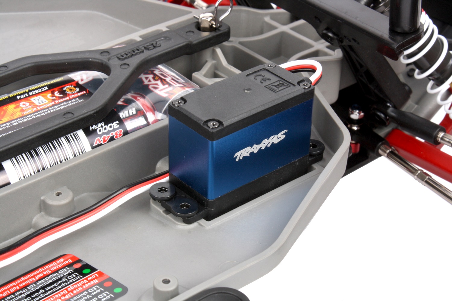 Servo installation is easy