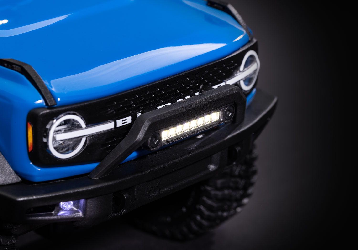 Bronco bumper light bar