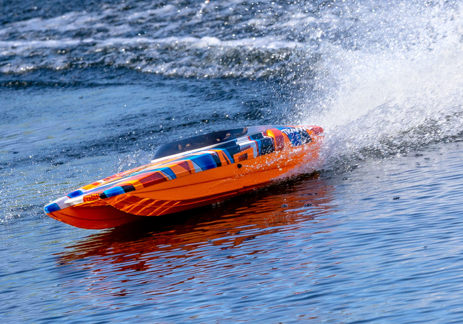 M41 catamaran hull