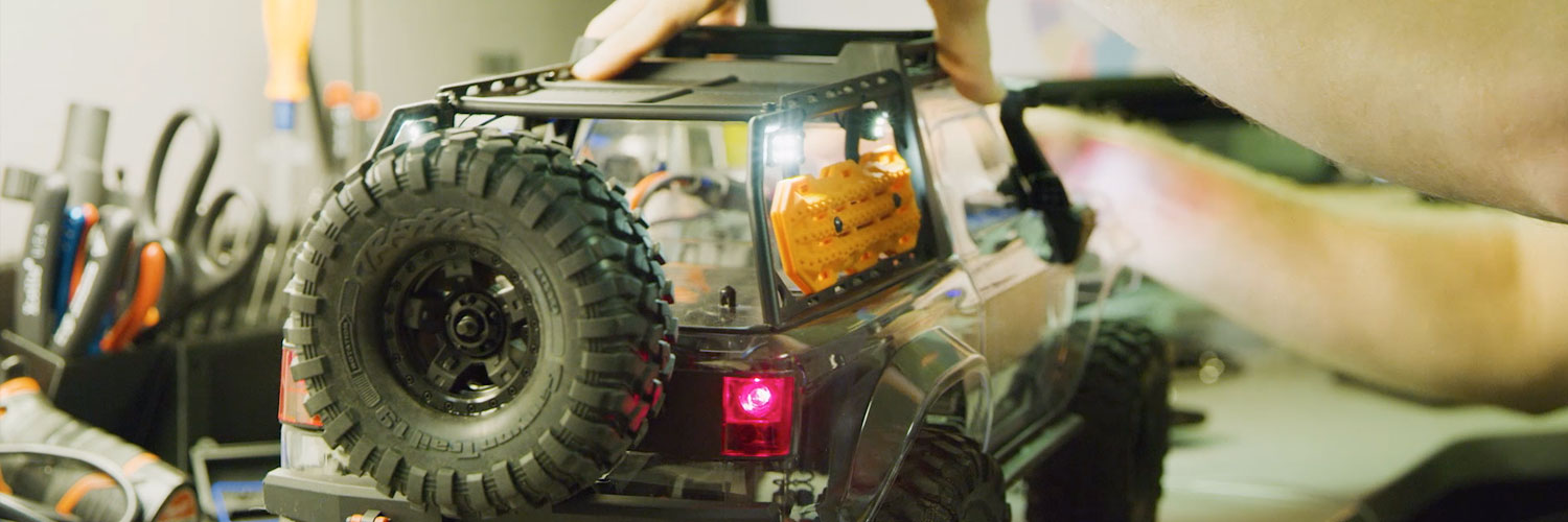 TRX-4 lighting
