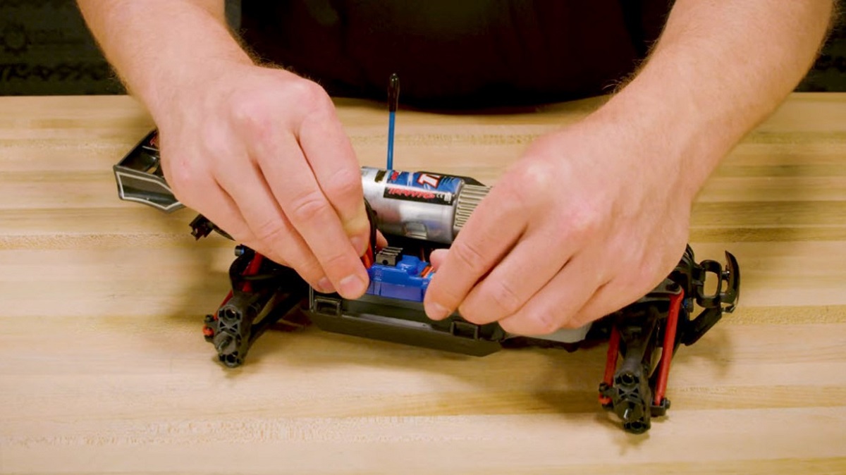 Slide the ESC out Slide the ESC out