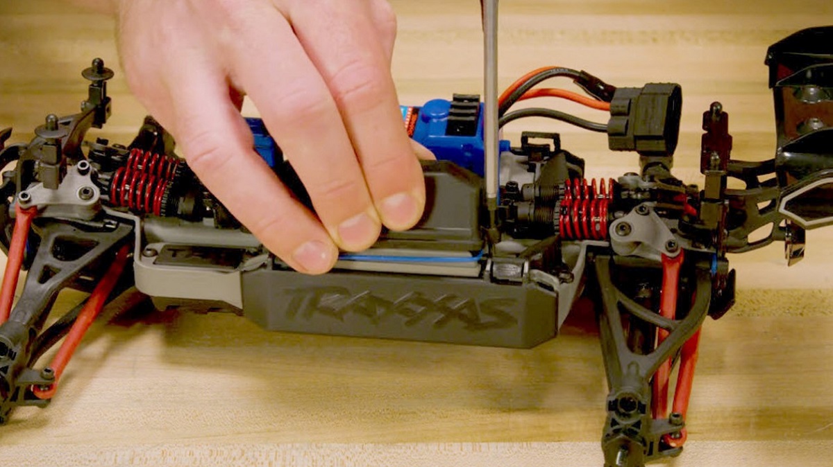Remove receiver screws Remove receiver screws