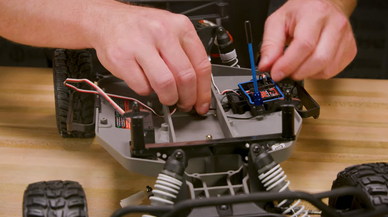 Remove the Servo Mount