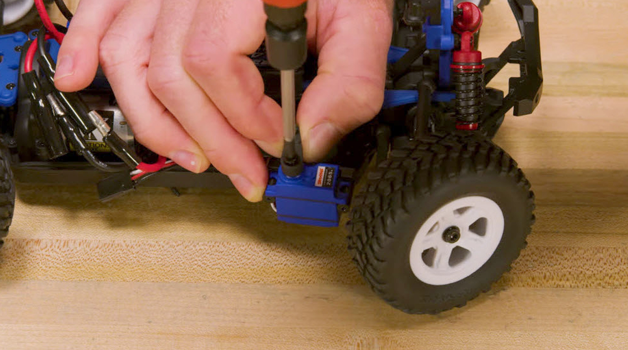 Remove the Servo Horn