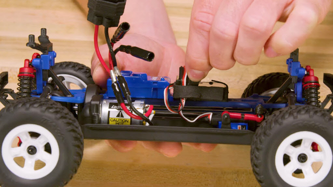 Place the Adapter on the New Servo