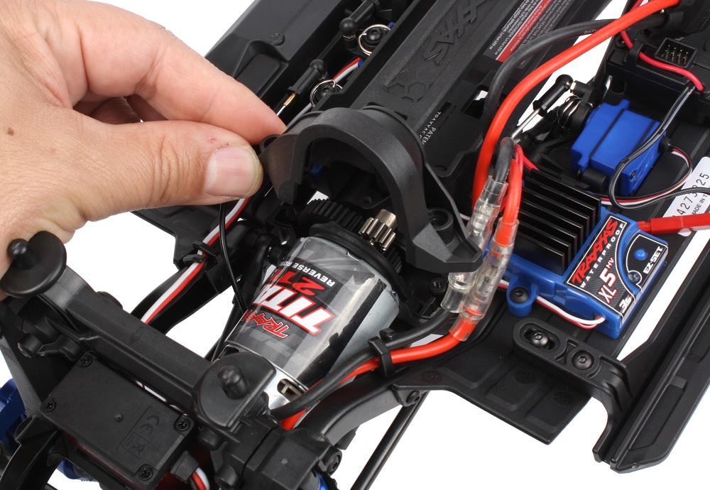 Remove the gear cover