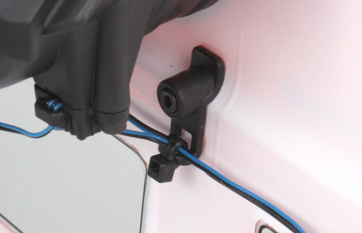 Wire guide