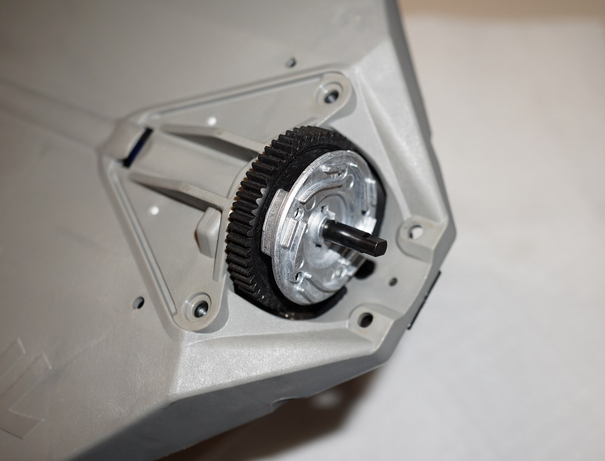 Reinstall the clutch Reinstall the clutch