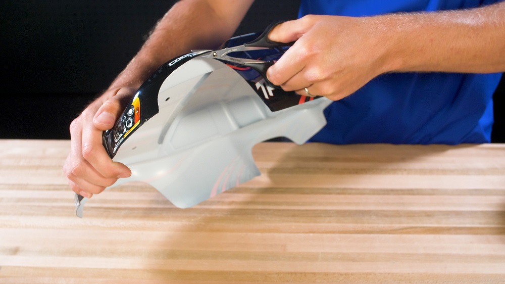 Trim the wheel wells