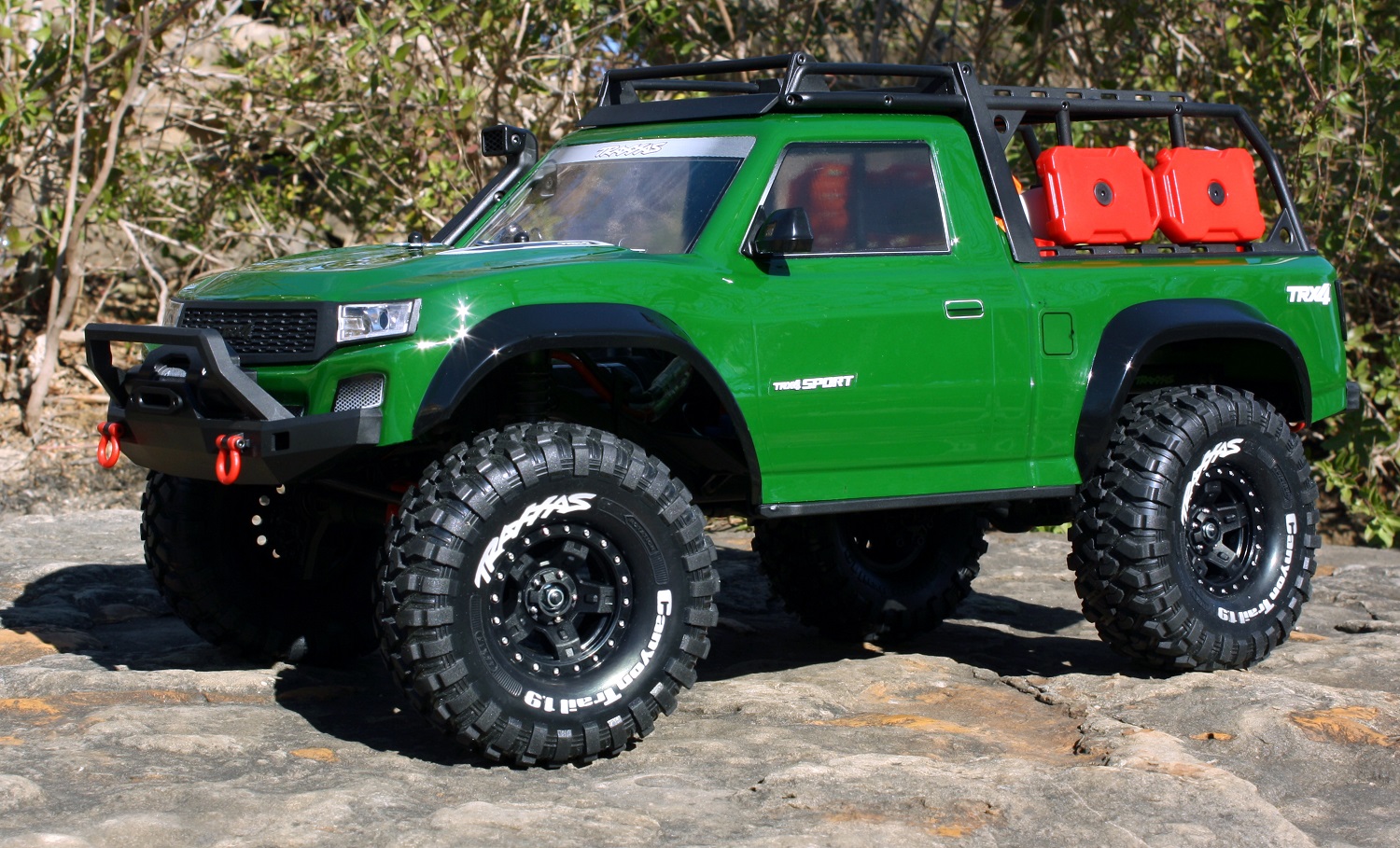 Wheel and tire details