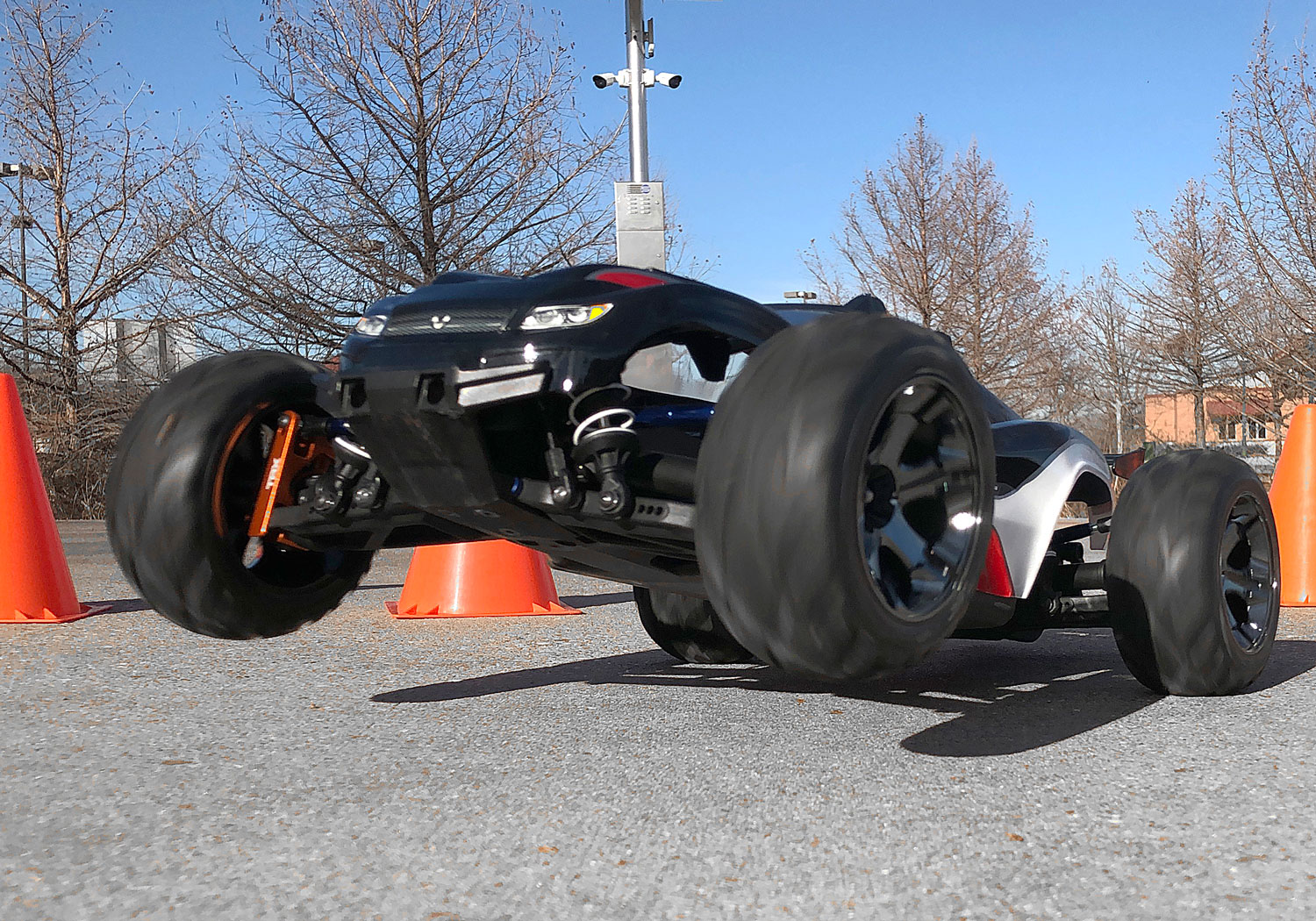 Rustler 4X4 wheelie