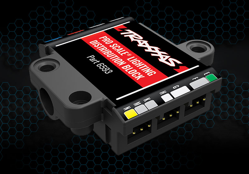 Pro Scale Lighting Distribution Block with Breakaway Cable (#6593)